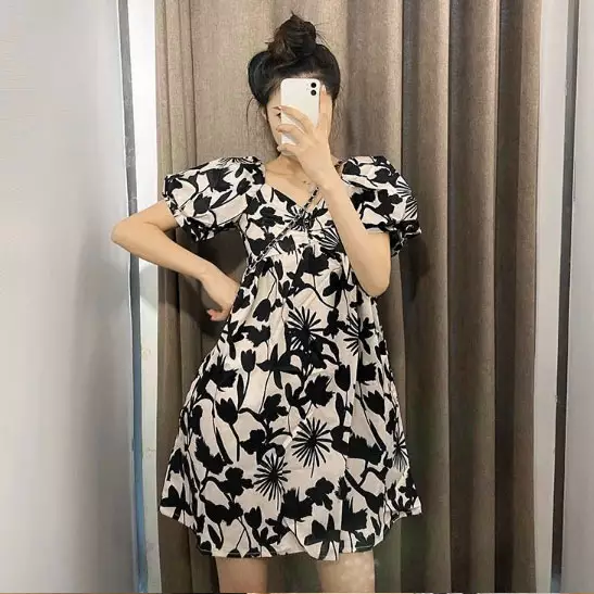 Offgrid - Váy Babydoll Hoa Tay Phồng