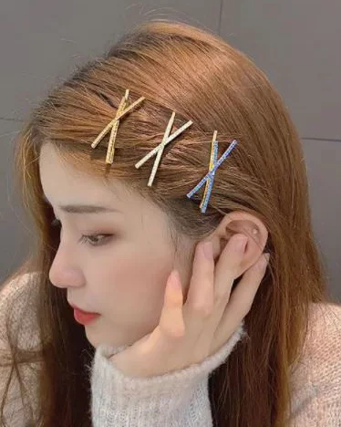 4 LIVSIA - Ghim cài tóc chéo Rhinestone