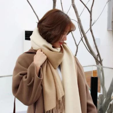 Dreamaway - Chiếc khăn tua rua