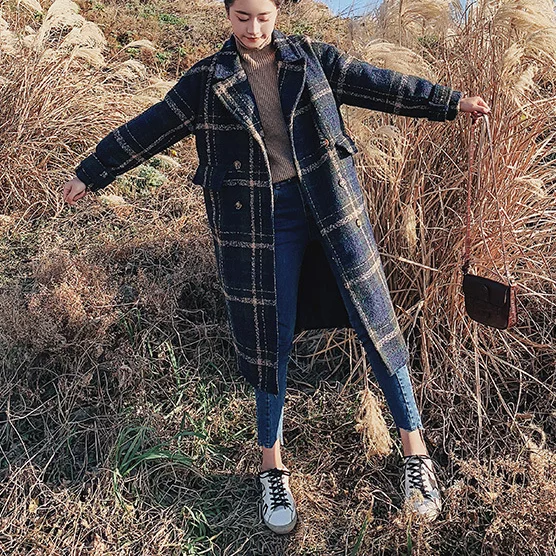 Áo khoác dài hai hàng khuy bằng vải Tweed của JINYO