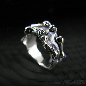 Sterlingworth - Nhẫn bạc Sterling kiểu Gothic được chạm khắc