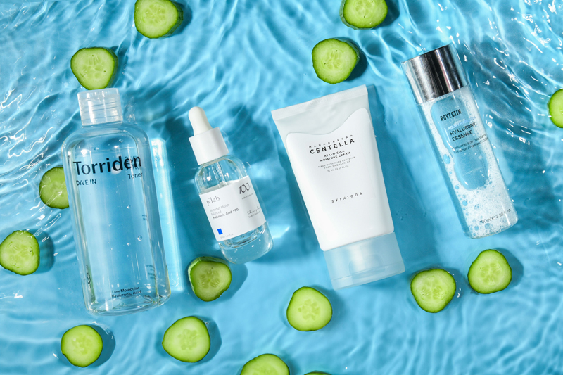 Quenching Dry Skin with Hyaluronic Acid 