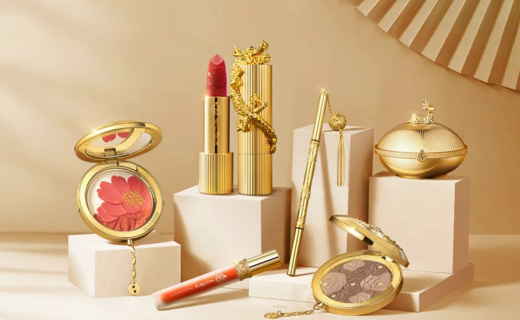 PALACE IDENTITY: Empress-Worthy Chinese Makeup